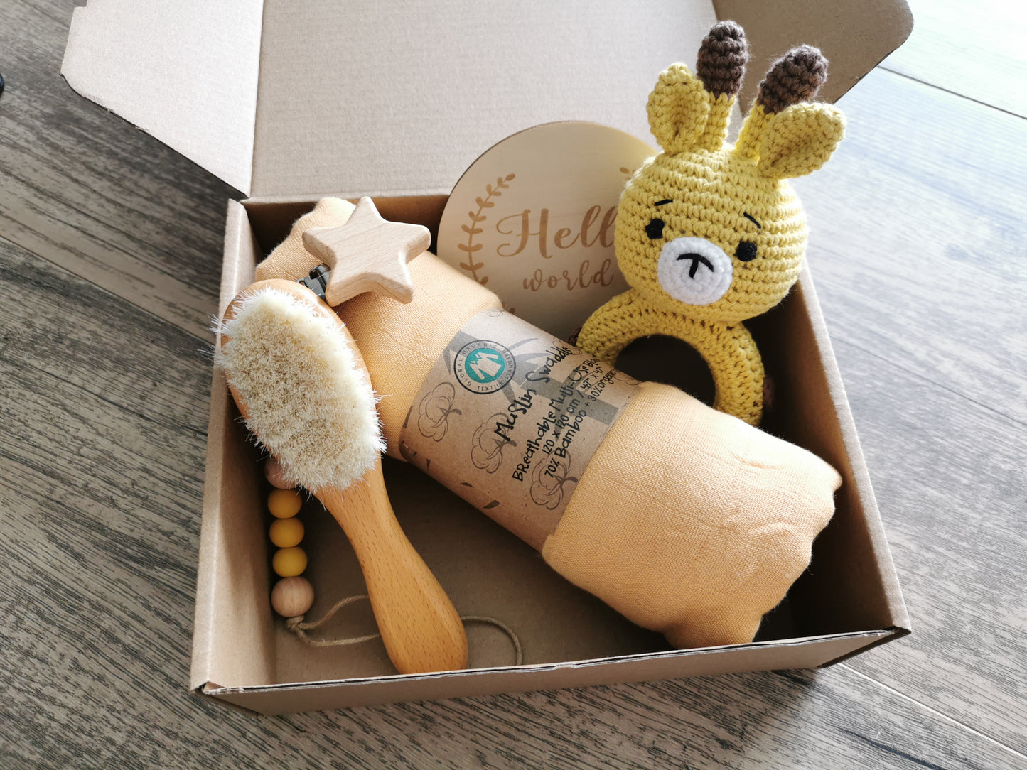 Baby Rattle Gift Set Hamper Giraffe - Nat's Gibberish